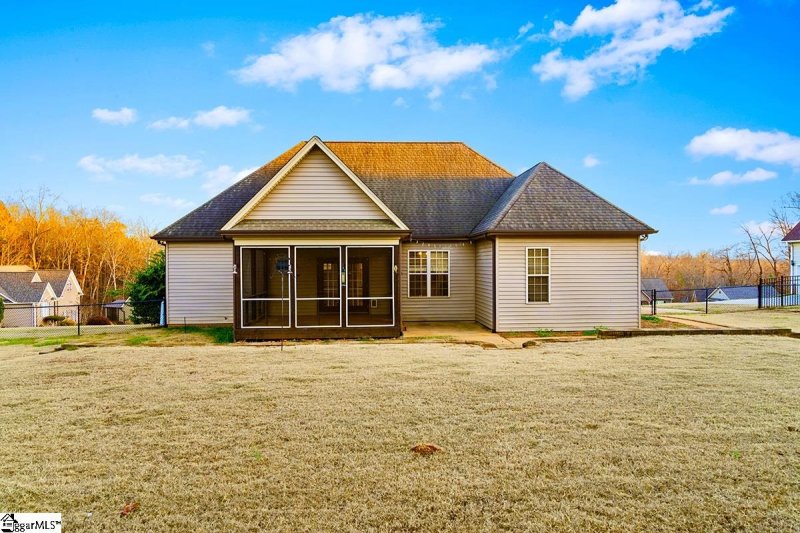 Property image 3 at 7 Anastasia Court, Easley, SC 29642