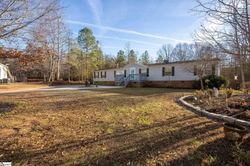 Property image 2 at 117 Turkey Trot Court, Easley, SC 29640