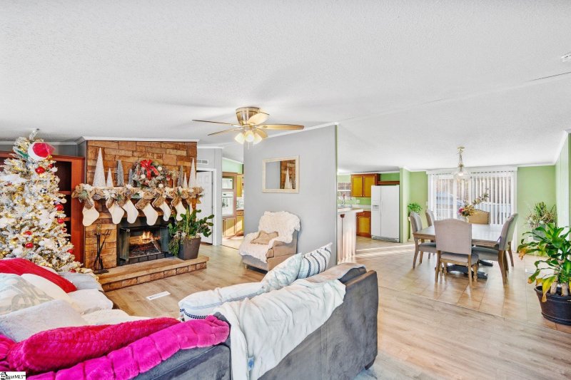 Property image 5 at 117 Turkey Trot Court, Easley, SC 29640