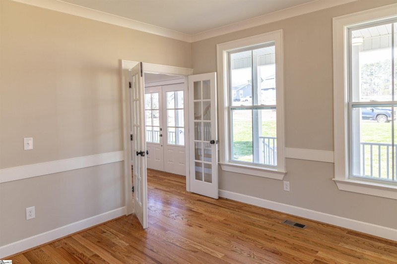 Property image 3 at 14 Camarillo Court, Pelzer, SC 29669