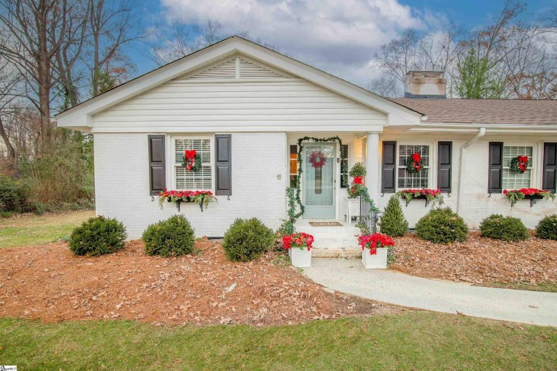 Property image 5 at 11 Botany Road, Greenville, SC 29615-1305
