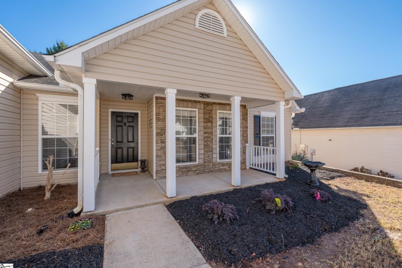 Property image 2 at 371 Hamilton Parkway, Easley, SC 29642