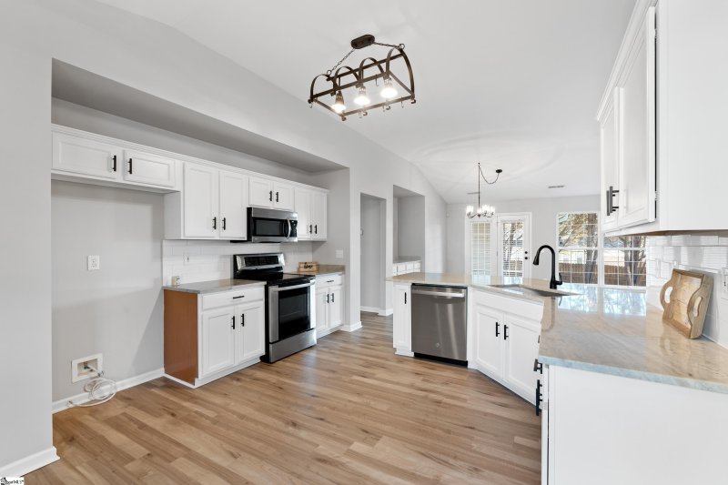 Property image 5 at 371 Hamilton Parkway, Easley, SC 29642