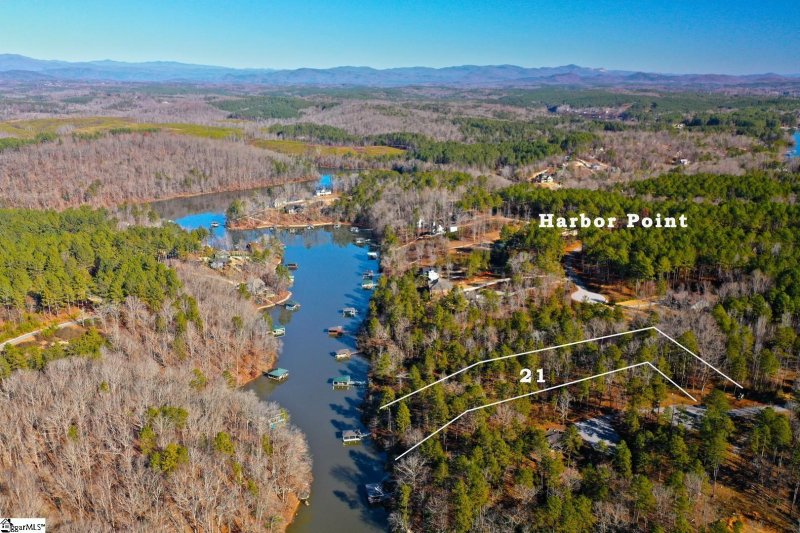 Property image 2 at 21 Aqua View Drive, Seneca, SC 29672