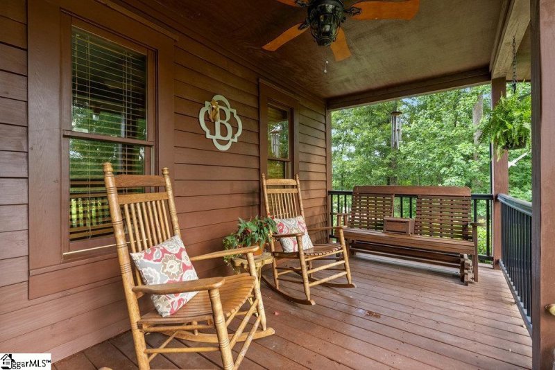 Property image 4 at 215 Lord Byron Lane, Travelers Rest, SC 29690-7212