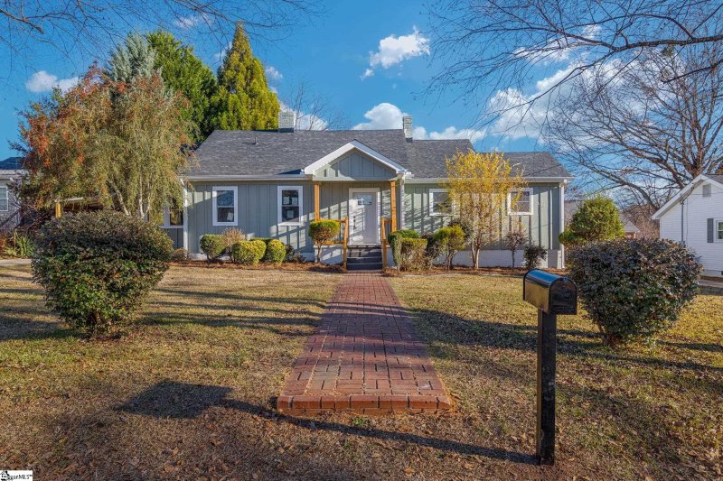 13 Bleckley Avenue