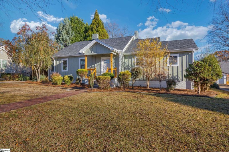 Property image 2 at 13 Bleckley Avenue, Greenville, SC 29607