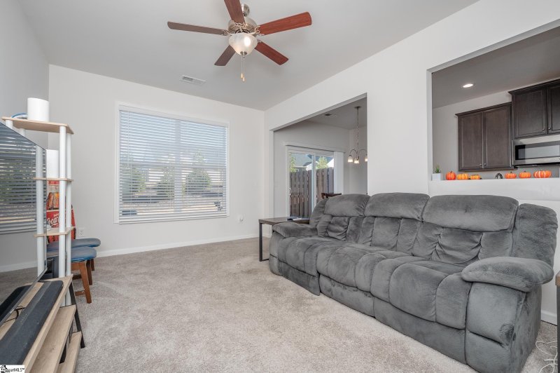 Property image 3 at 120 Clingstone Trail, Duncan, SC 29334