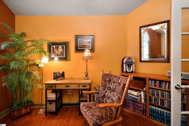 Property image 4 at 122 High Hat Circle, Greenville, SC 29617