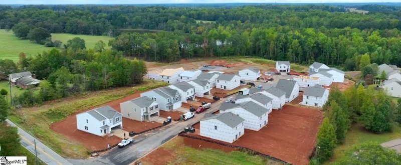 Property image 3 at 582 Wooden Duck Street, Spartanburg, SC 29303