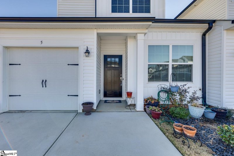 Property image 2 at 5 Table Mountain Trail, Greer, SC 29651