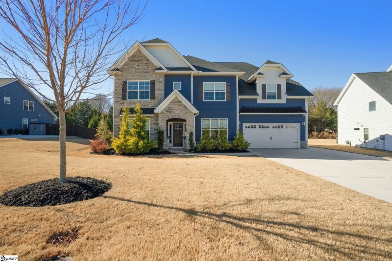 Property image 2 at 9 Lakeway Place, Simpsonville, SC 29681