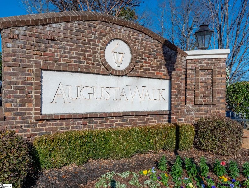 Property image 2 at 3 Augusta Walk Avenue, Greenville, SC 29605