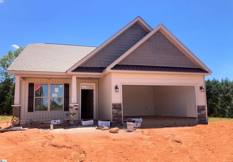 Property image 3 at 593 Woodcot Drive, Woodruff, SC 29388