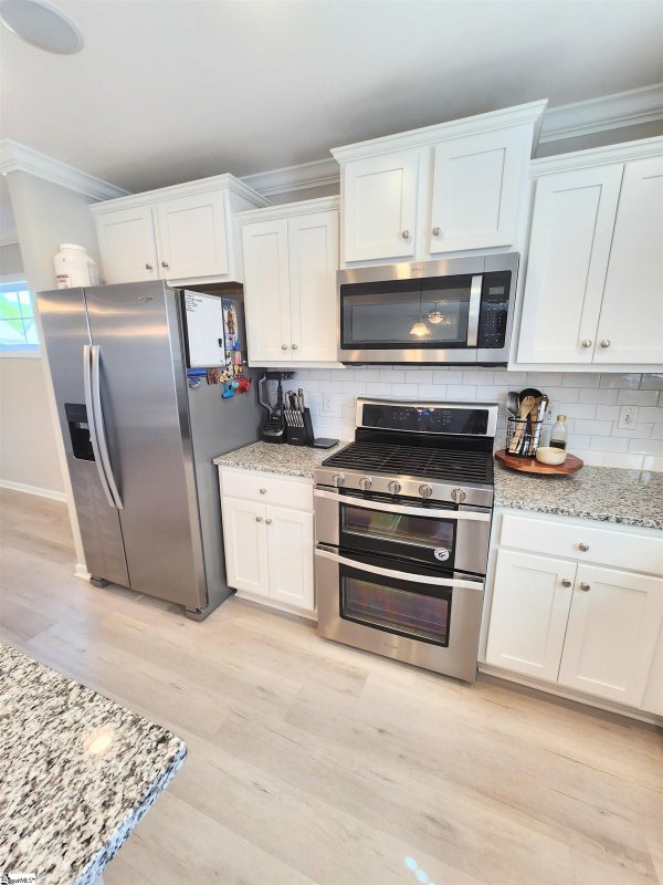 Property image 5 at 102 Thermal Court, Fountain Inn, SC 29644