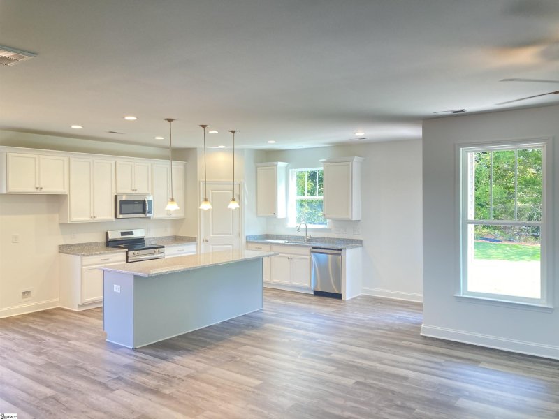 Property image 5 at 545 Woodcot Drive, Woodruff, SC 29388