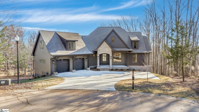28 Valley Crest Court