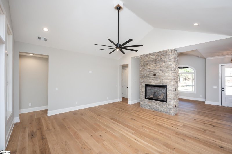 Property image 4 at 28 Valley Crest Court, Travelers Rest, SC 29690