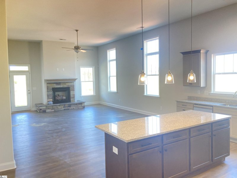 Property image 4 at 578 Woodcot Drive, Woodruff, SC 29388