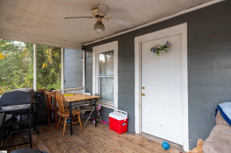 Property image 4 at 14 Badger Street, Greenville, SC 29605