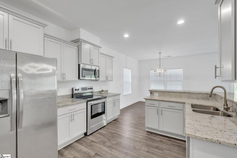 Property image 5 at 202 Rosewood Circle, Duncan, SC 29334