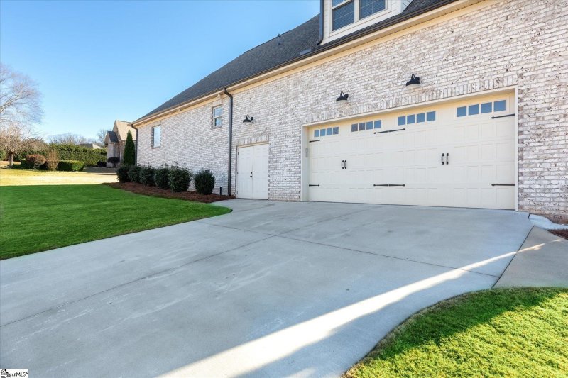 Property image 5 at 102 Hunt Cliff Court, Easley, SC 29642