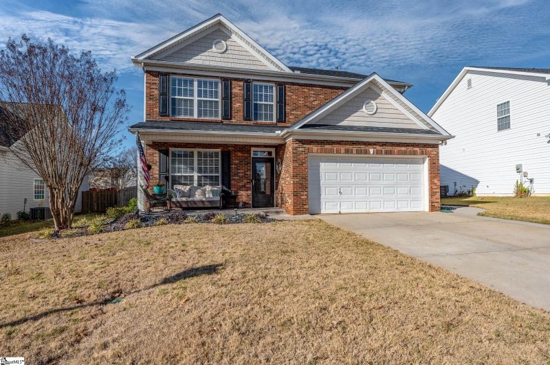 Property image 2 at 208 Catalan Street, Greenville, SC 29607