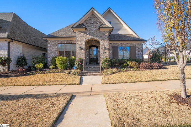 Property image 2 at 25 Norlin Drive, Greenville, SC 29607