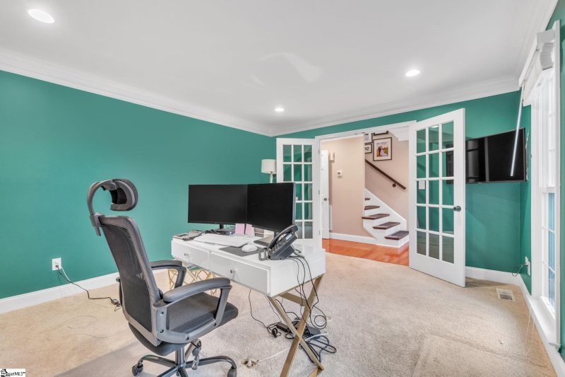 Property image 5 at 20 Woodway Drive, Greer, SC 29651