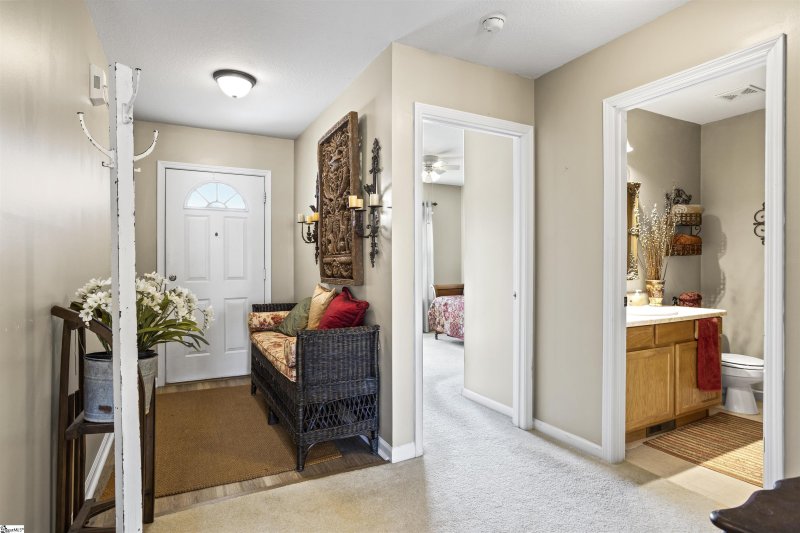 Property image 3 at 104 Twinflower Drive, Taylors, SC 29687