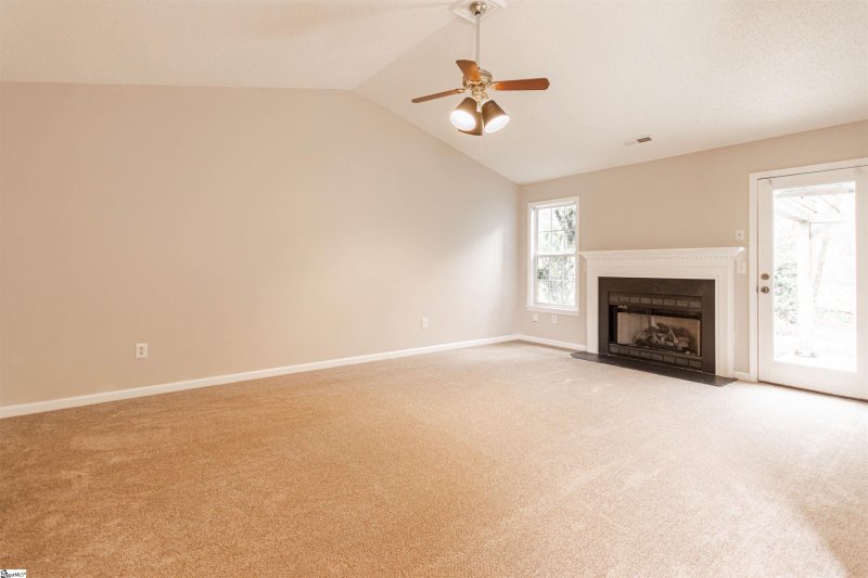 Property image 3 at 301 PHEASANT RIDGE Drive, Taylors, SC 29687