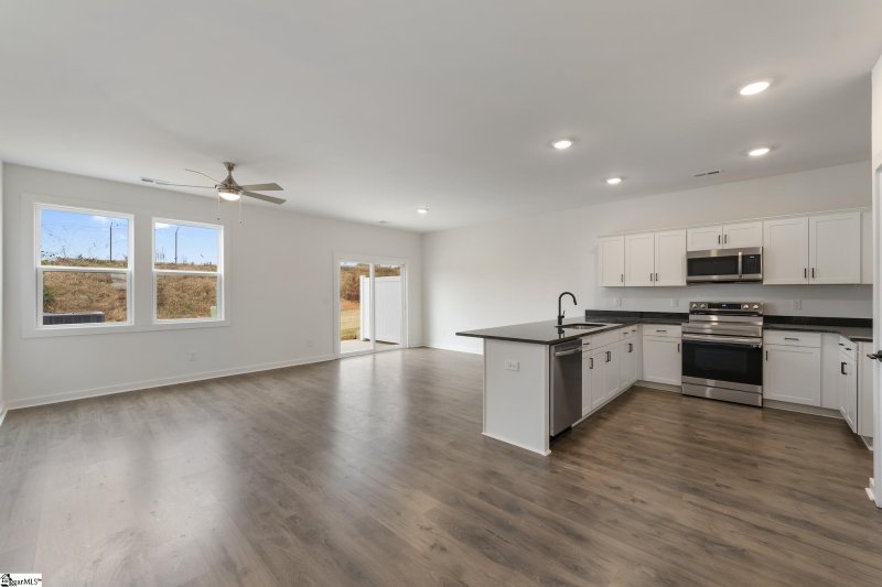 Property image 5 at 1427 Darrowby Way, Spartanburg, SC 29301-0000