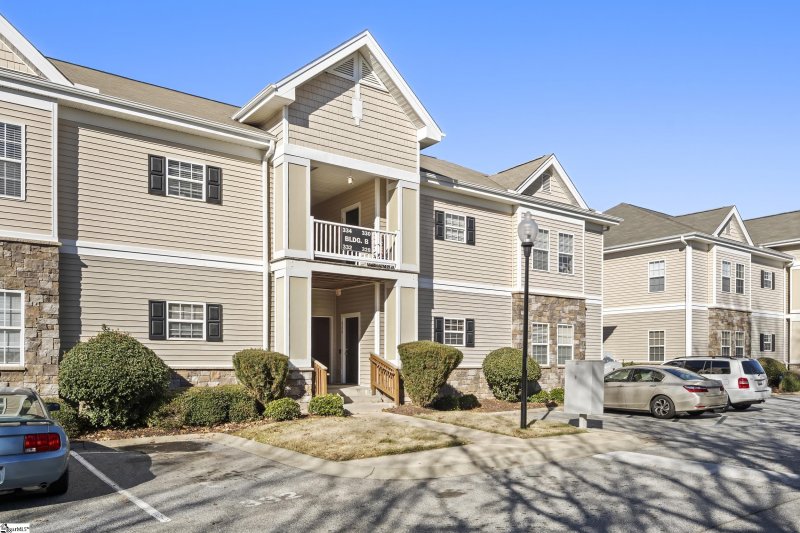 Property image 2 at 334 Easterlin Way, Greenville, SC 29607