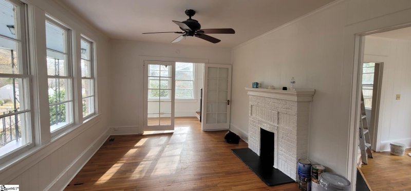 Property image 2 at 10 Brookside Avenue, Greenville, SC 29607