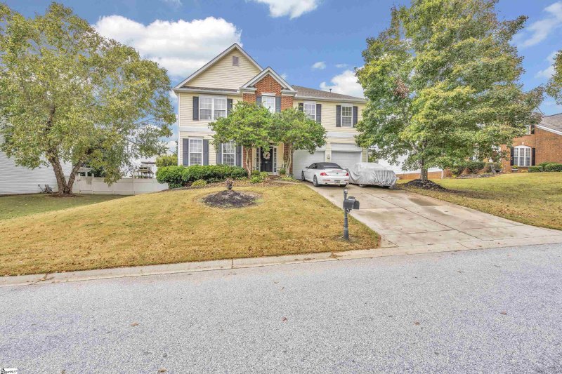 Property image 3 at 102 Plamondon Drive, Simpsonville, SC 29680