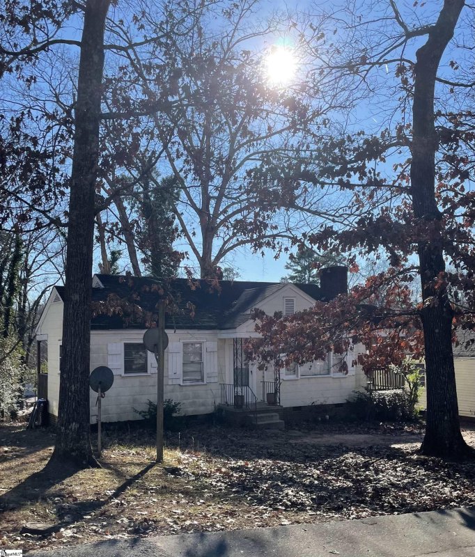 223 Pleasant Ridge Avenue