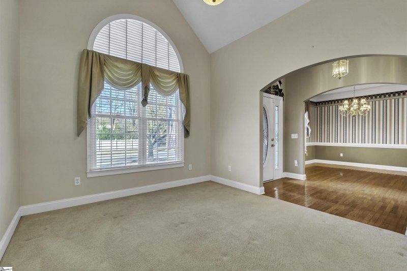 Property image 5 at 304 Banbury Circle, Simpsonville, SC 29681