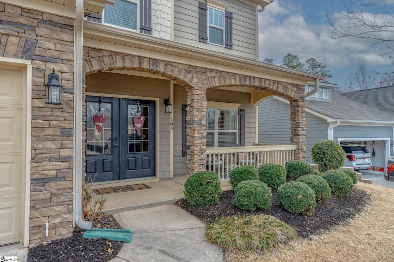 Property image 2 at 104 Gramercy Court, Greenville, SC 29617