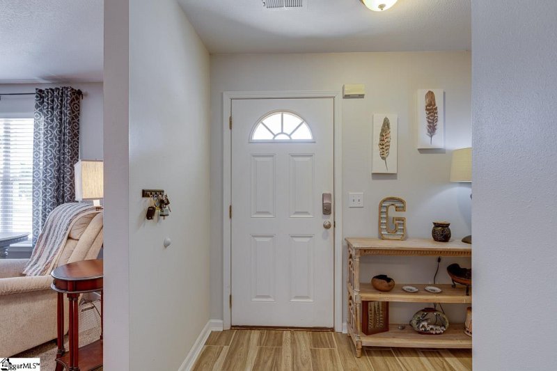 Property image 4 at 130 St James Court, Anderson, SC 29621