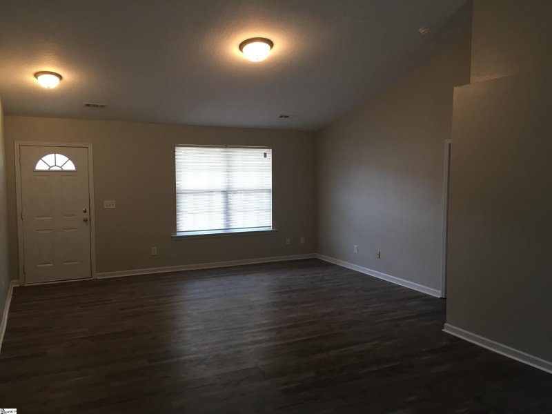 Property image 3 at 19 Backwater Way, Greenville, SC 29611