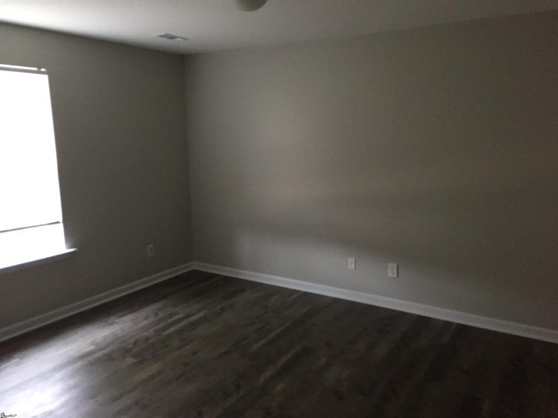 Property image 4 at 19 Backwater Way, Greenville, SC 29611