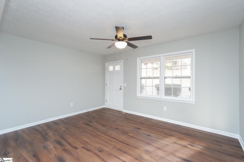 Property image 4 at 201 McAuthur Street, Easley, SC 29642