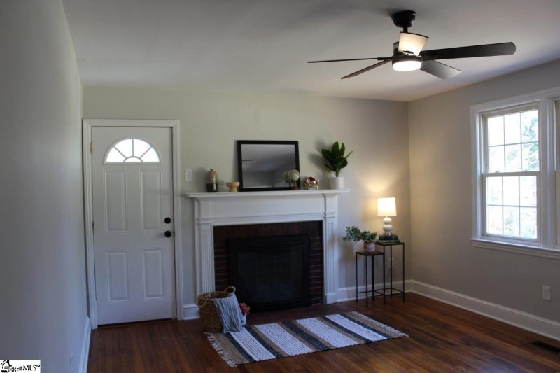 Property image 3 at 125 Marlboro Road, Spartanburg, SC 29301