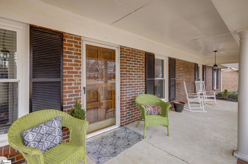 Property image 3 at 130 Avon Drive, Taylors, SC 29687