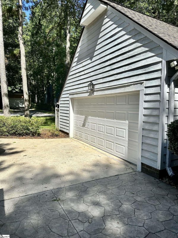 Property image 3 at 307 Rainwood Drive, Simpsonville, SC 29681