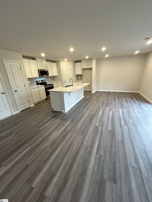 Property image 3 at 563 Wooden Duck Street, Spartanburg, SC 29303