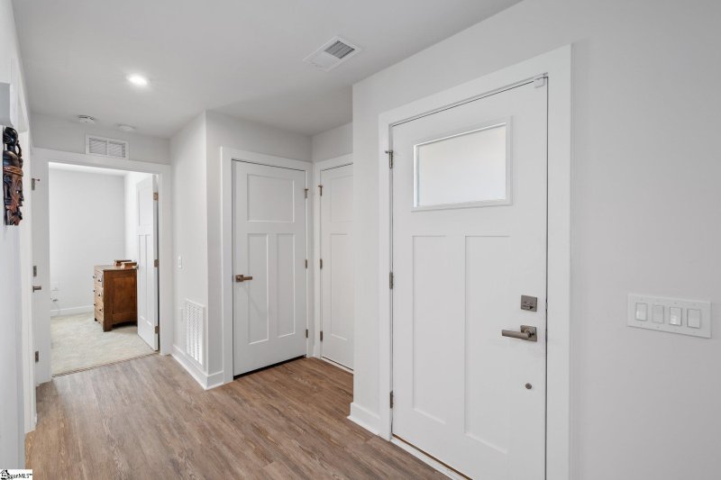 Property image 5 at 1018 Hunter Green Lane, Spartanburg, SC 29302