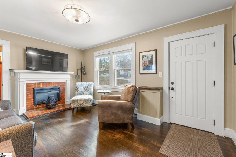 Property image 4 at 40 Gatling Avenue, Greenville, SC 29605