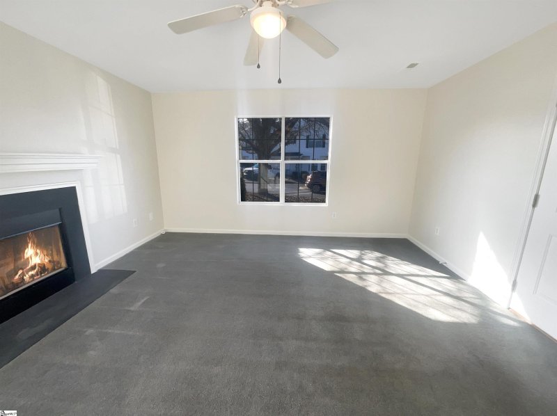 Property image 2 at 39 Hayfield Lane, Greer, SC 29650