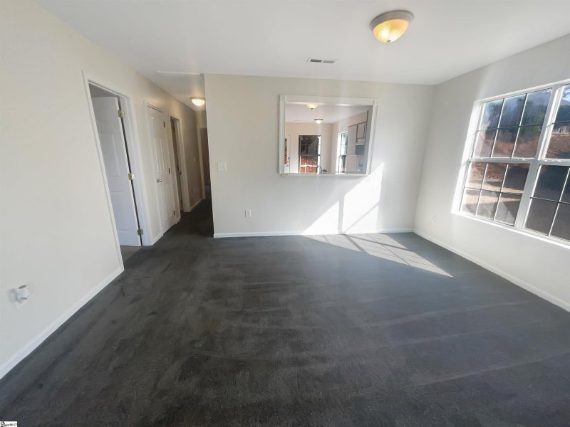 Property image 3 at 39 Hayfield Lane, Greer, SC 29650